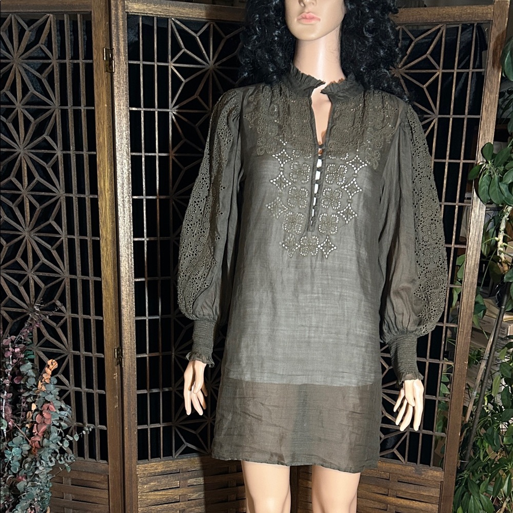 NWOT BANANA REPUBLIC SHEER DRESS XS